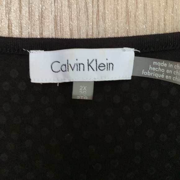 Short sleeve dressy t-shirt with studs - Picture 4 of 4